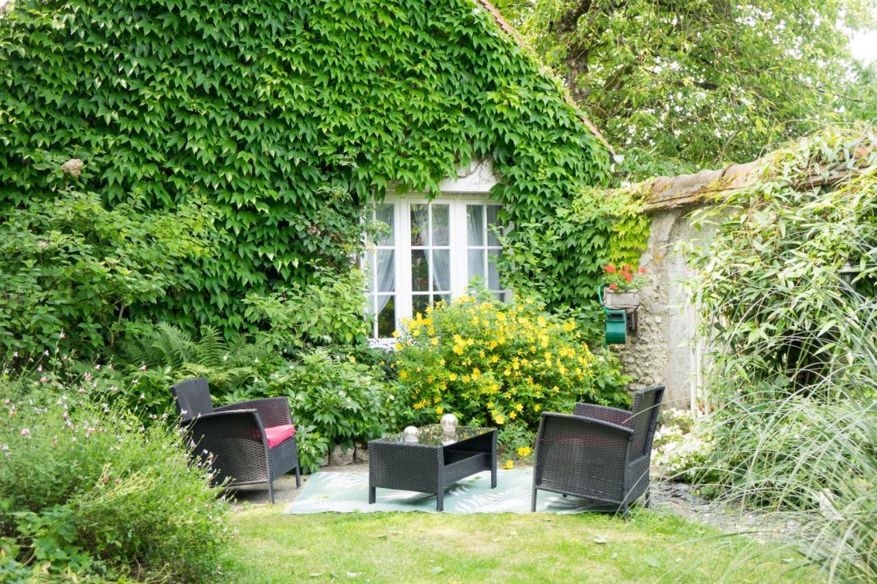 Les Anges Reveurs Bed & Breakfast Neuville-aux-Bois Eksteriør bilde